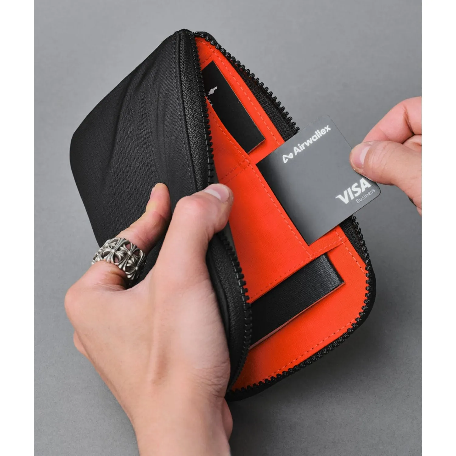 ALPAKA Zip Travel Wallet