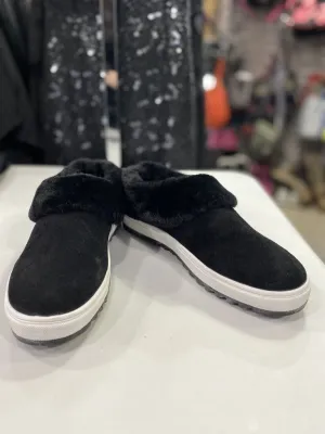 Blondo Waterproof Suede/Faux Fur Trim Sneakers 9.5