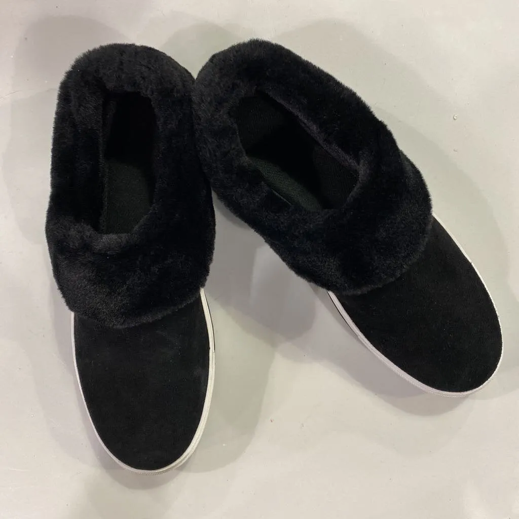 Blondo Waterproof Suede/Faux Fur Trim Sneakers 9.5