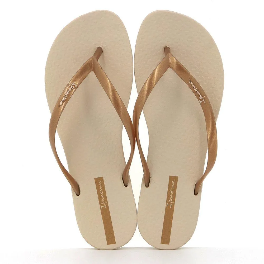 Ipanema Thong Slip On Sandal - Beige