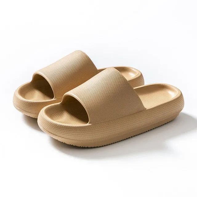 Women Summer Fashion Slippers Slide Sandals Beach High Heels Shower Slippers Soft Sole Women Men Ladies Bathroom Shoes