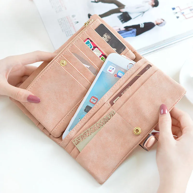 Women’s Multicompartment  Leather Wallet With Zipper