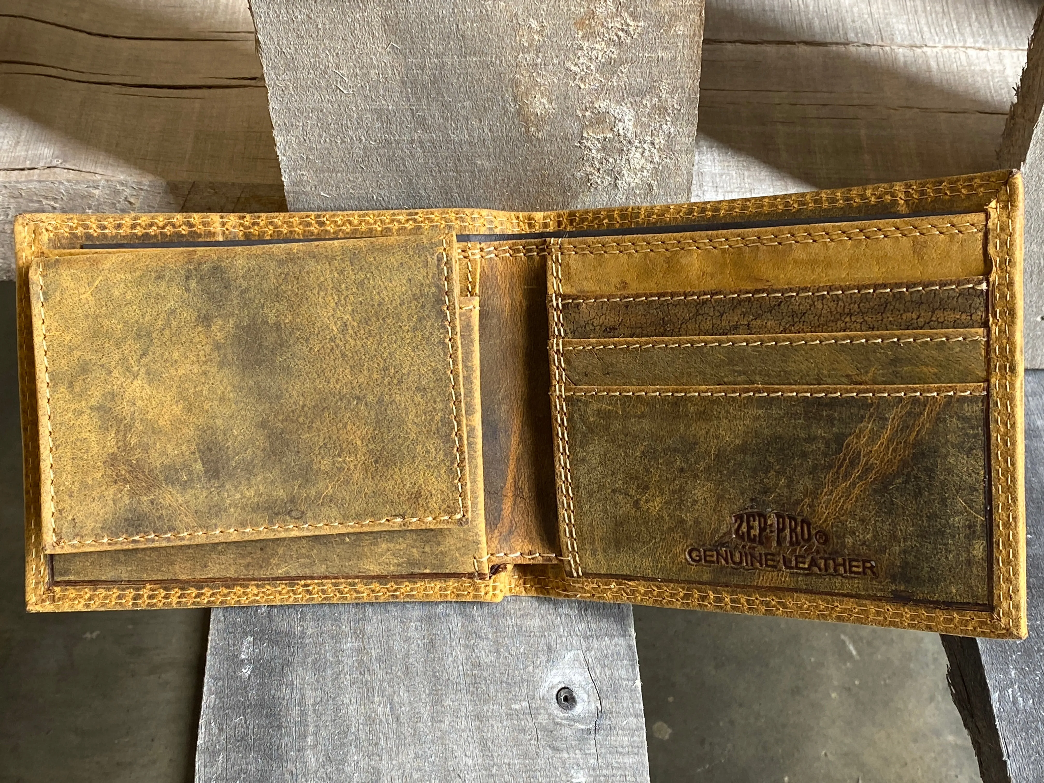 Zep Pro IWT1VINT-MSU Mississippi State University Bulldogs Vintage Brown “Crazy Horse” Leather Bi-fold Wallet